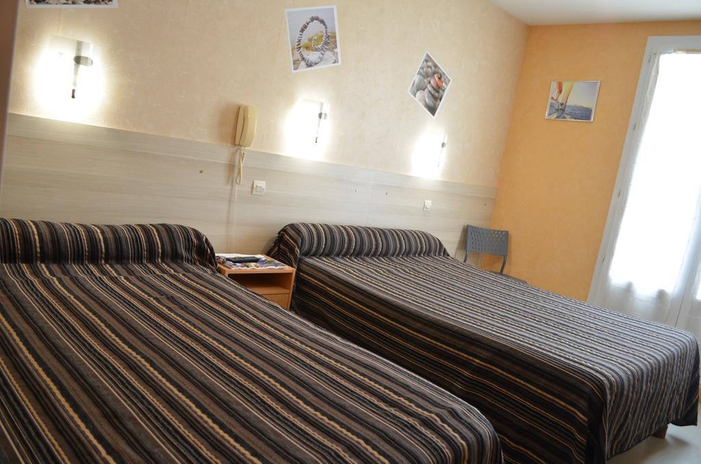 Hotel De L'Arrivee ฟูราส ภายนอก รูปภาพ